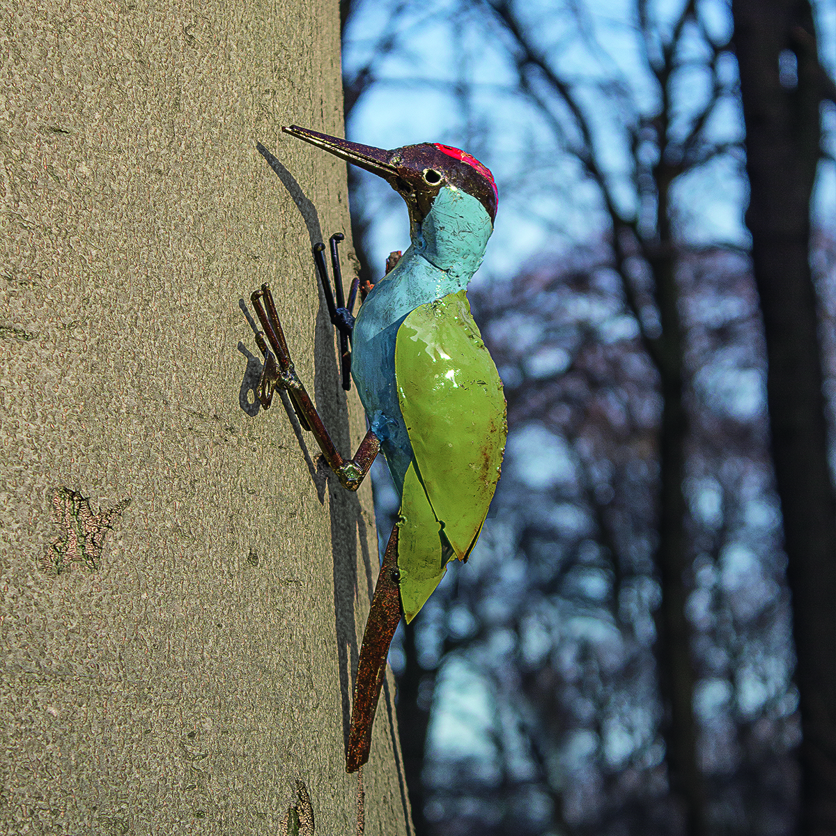 Wilson Bhire: Gartenfigur "Specht"